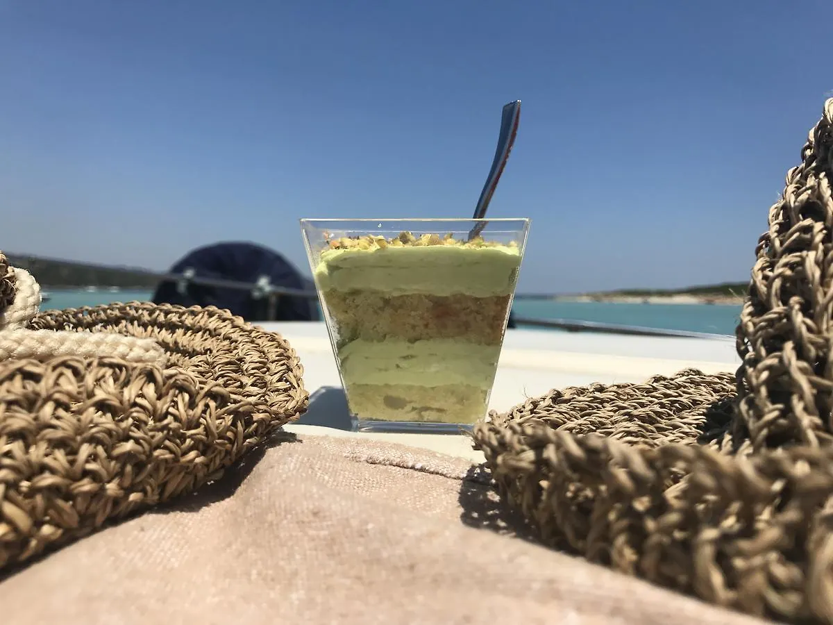 Hotel Villa Del Parco La Maddalena