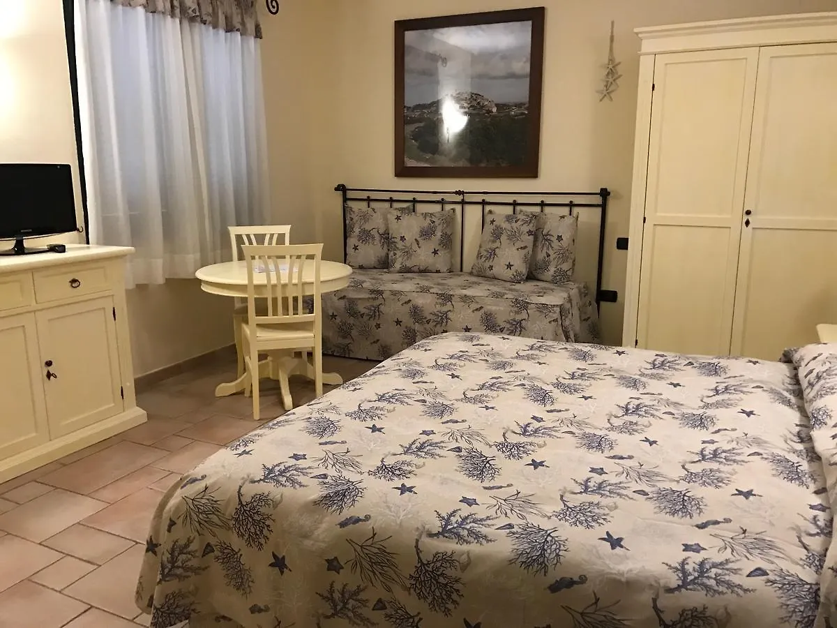 ***  Hotel Villa Del Parco La Maddalena  Itália