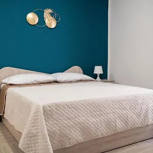 https://mamaloco.catania-hotels.net