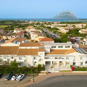 4* Апарт-отель Felix - Porto San Paolo