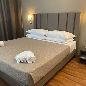 https://hotel-golden.riccione-hotels.org